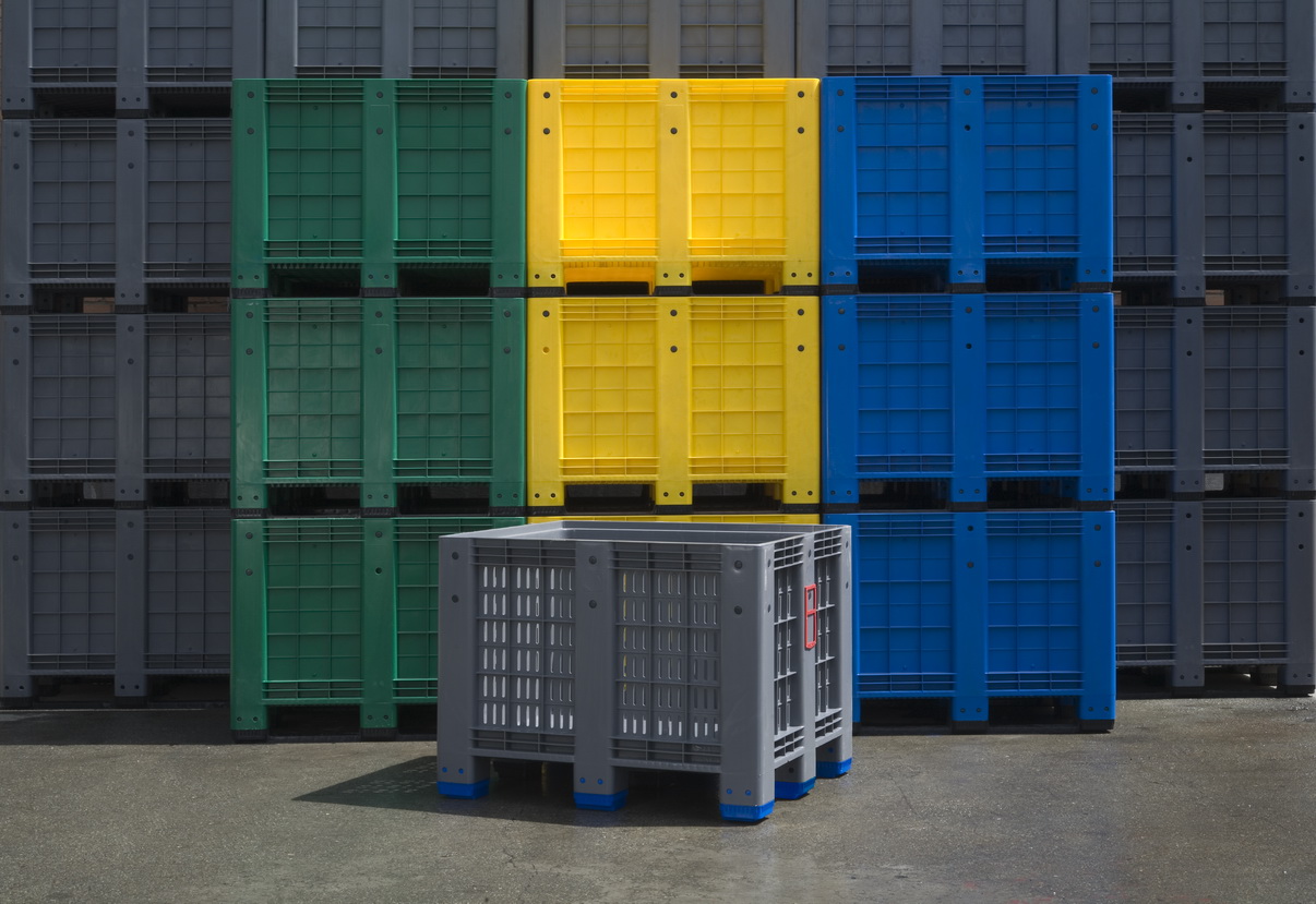 Plastic Pallets, Plastic Containers - Plastic Pallet & Container
